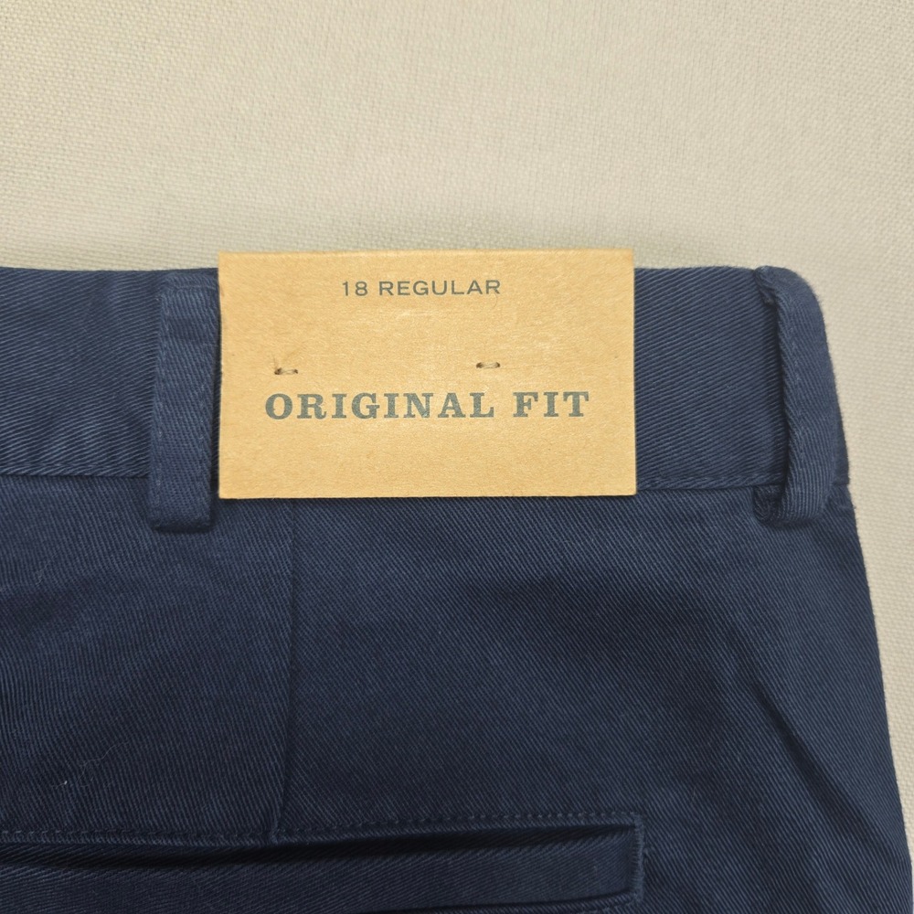 L.L.Bean Navy Blue Wrinkle Resistant Cotton Shorts - Women's Size 18 - Picture 3 of 10